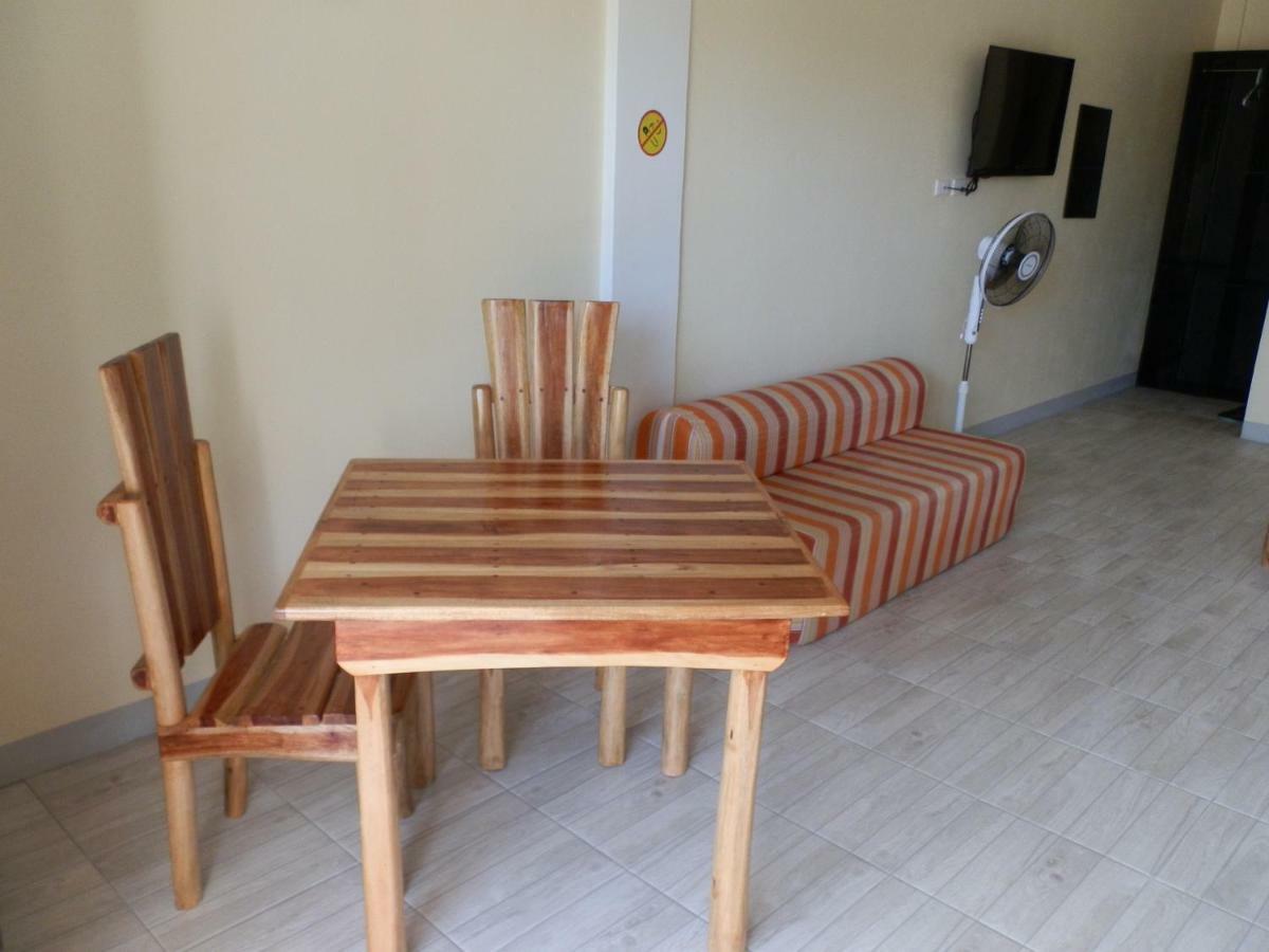 The Blue Pagong Aparthotel Puerto Galera Ngoại thất bức ảnh